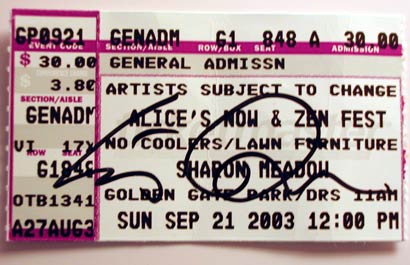 Liz Phair is short in person